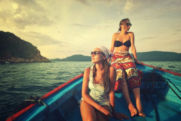 Mombasa Tour> fortjesus and Mombasa old Town Mamba village,beach time, local delicacy